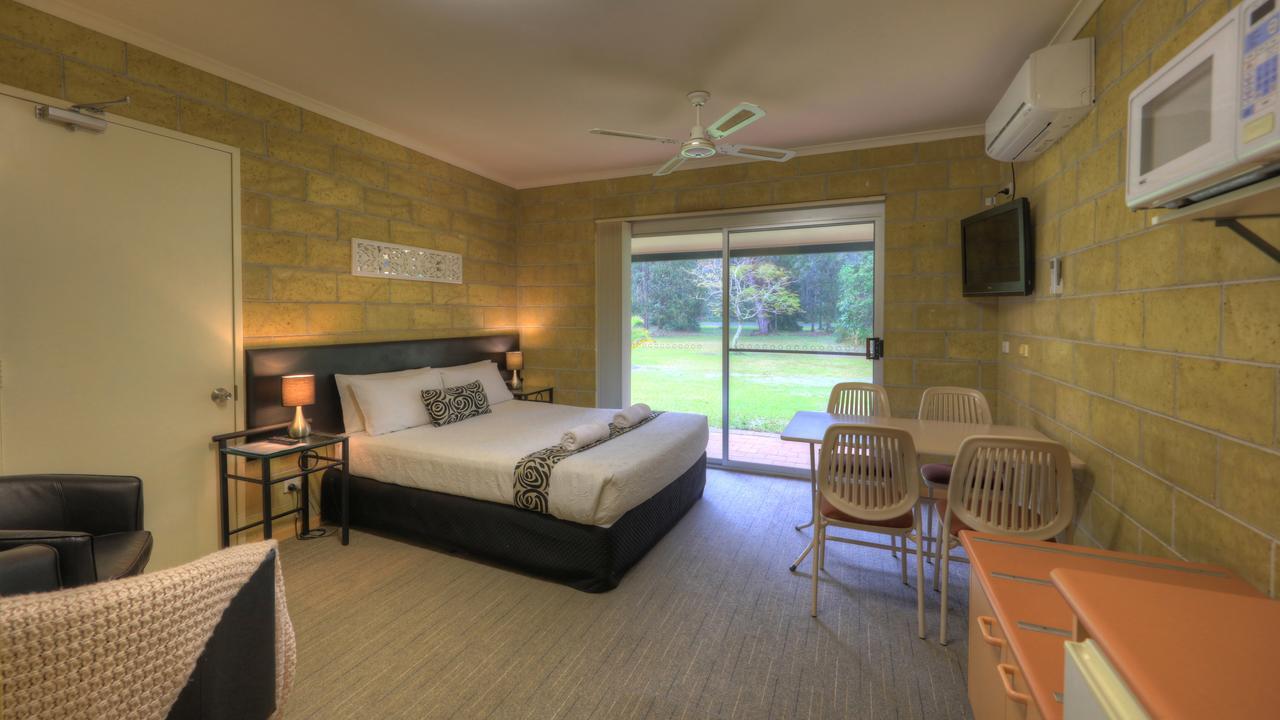 Yarra Holiday Park Stuarts Point Exterior photo